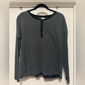 VANS long sleeve waffle henley - black and white - size L